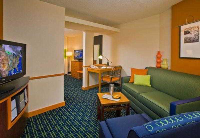Hampton Inn & Suites Avon Indianapolis Exterior photo